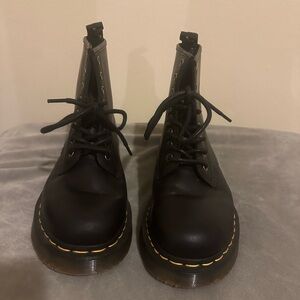 Classic Dr. Martin Black Leather Boot - womens size 8
